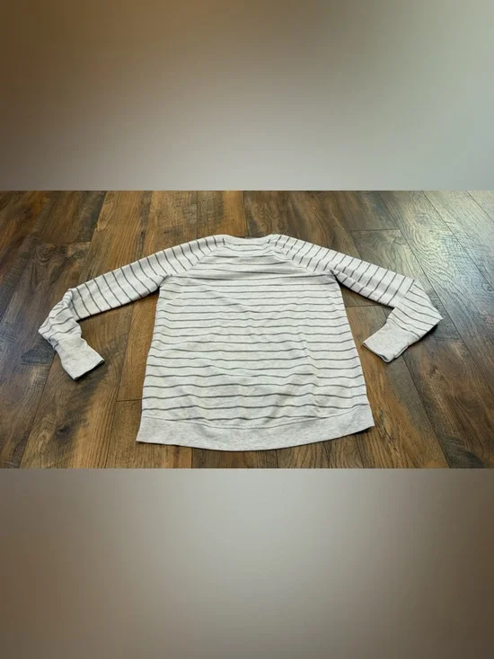 Danskin Women’s Long Sleeved Heavy Shirt, Gray Striped, Size Small - Picture 7 of 7